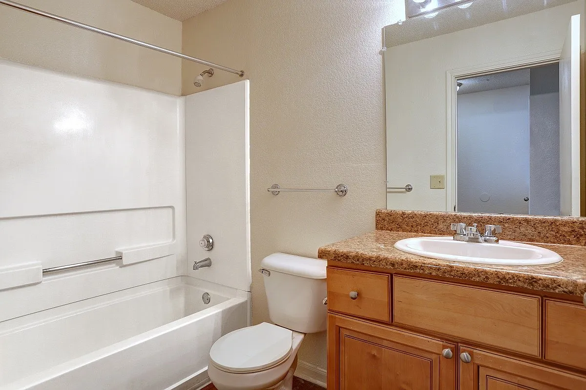 Rutherford Pointe Townhomes — Photo 3