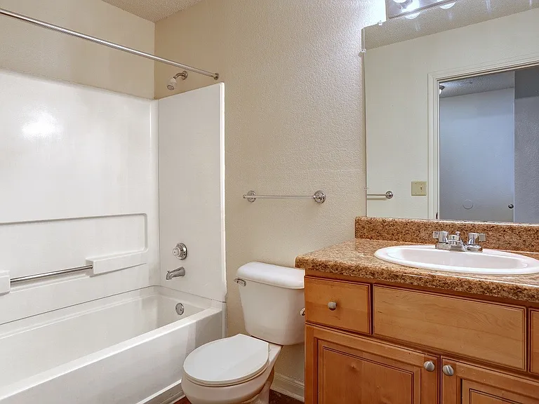 Rutherford Pointe Townhomes — Photo 3