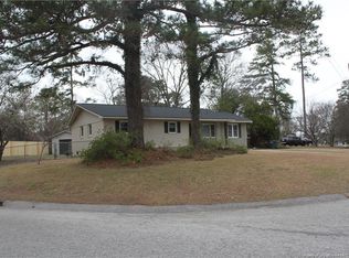 1878 Strathmore Ave, Fayetteville, NC 28304