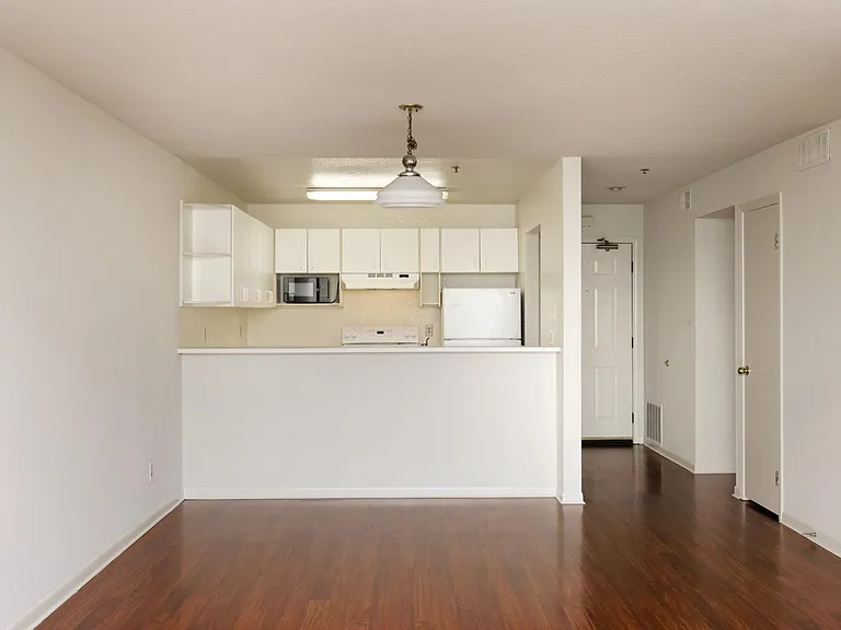 535 Pierce St #3104 — Photo 3