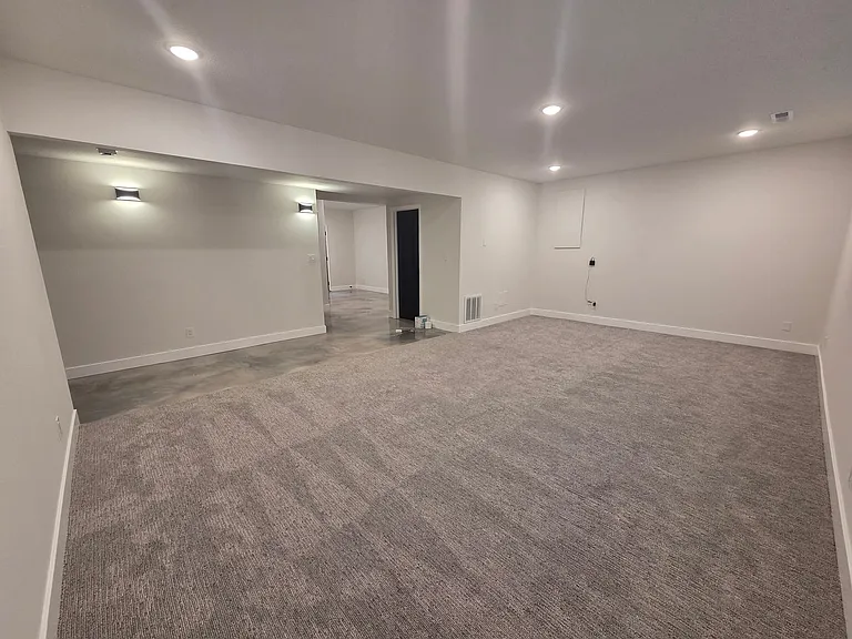 2301 Grant Ln — Photo 51