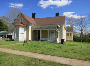 190 Lagrange St, Grantville, GA 30220