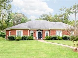 935 Clements Cir, Moody, AL 35004