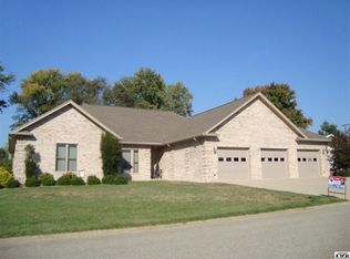 930 Stephanie Dr, Brownstown, IN