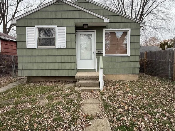 1210 Pinehurst Ave, Flint, MI 48507