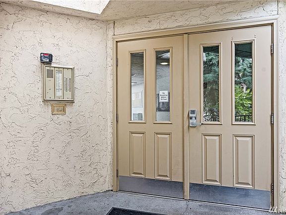 Secured access building