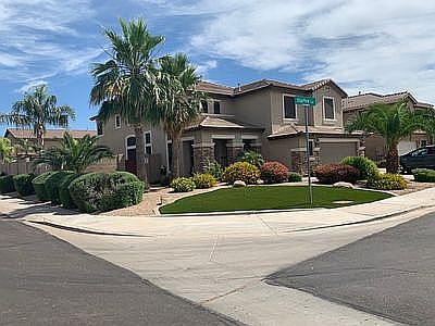 Corner lot