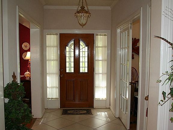 3rd image of 1418 N Yegua River Cir