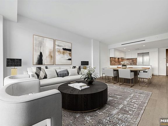 2nd image of 320 Adolphus Ave #808