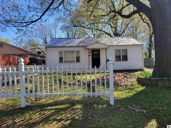 725 Wheeler Ave, Paducah, KY 42003