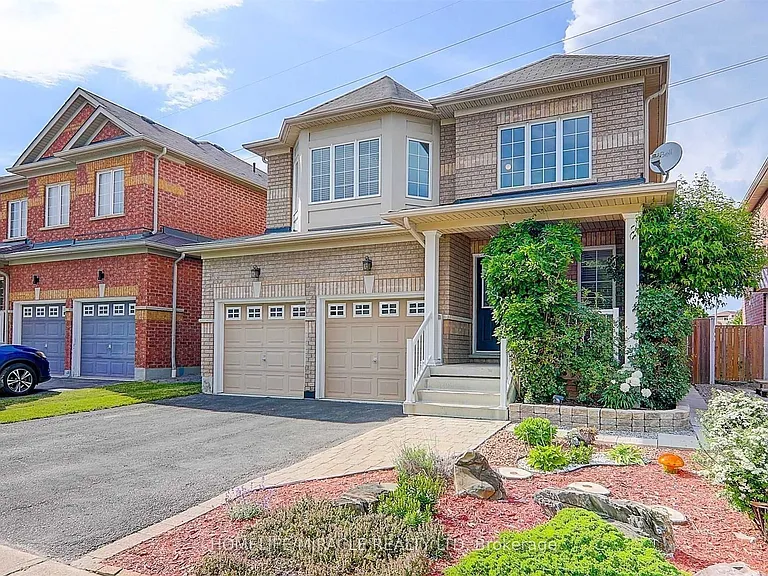 28 Oceanpearl Cres #BASEMENT — Photo 1
