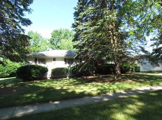 745 S Sherman St, Crown Point, IN 46307