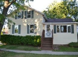 131 Chestnut St, Fond Du Lac, WI 54935