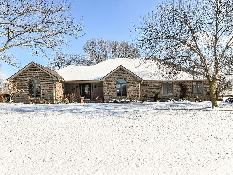 1st image of 4710 Glen Moor Way