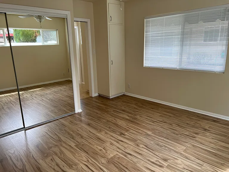 1319 Portola Ave #C — Photo 2