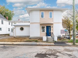 32 Jane St, Manchester, NH 03104