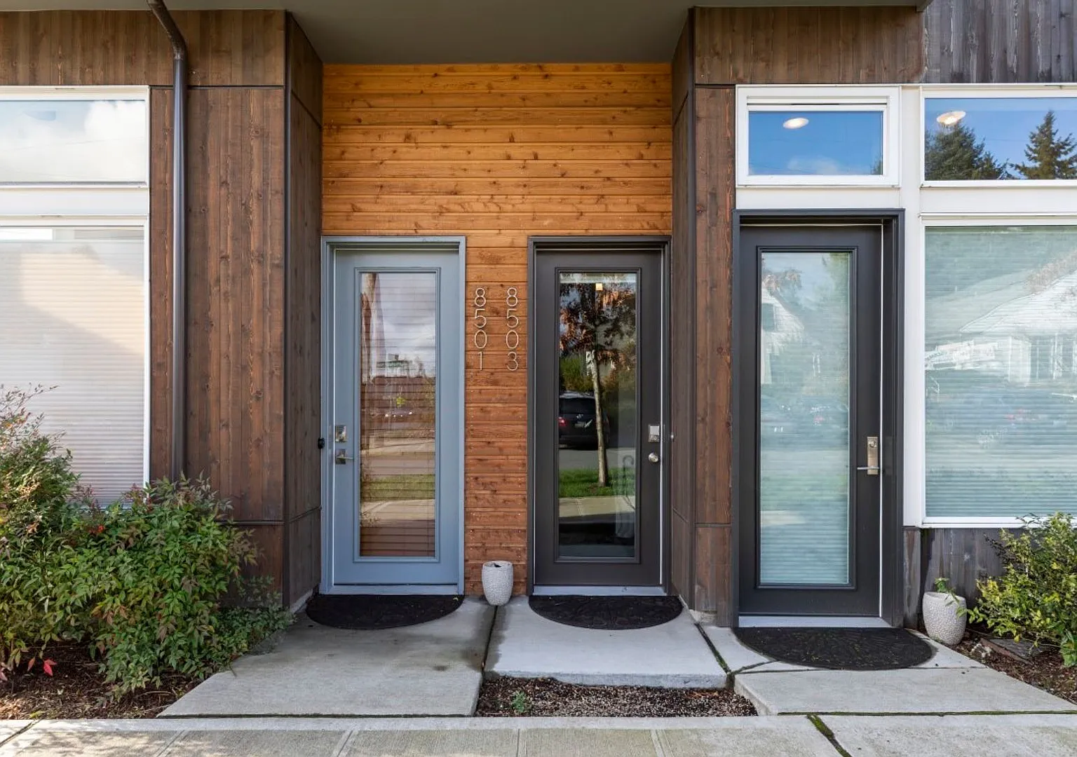 4Bd/3Ba Seattle Townhome — Photo 1