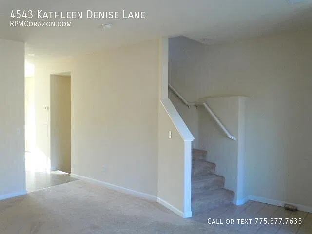 Terrific Townhouse in North Reno! — Photo 4