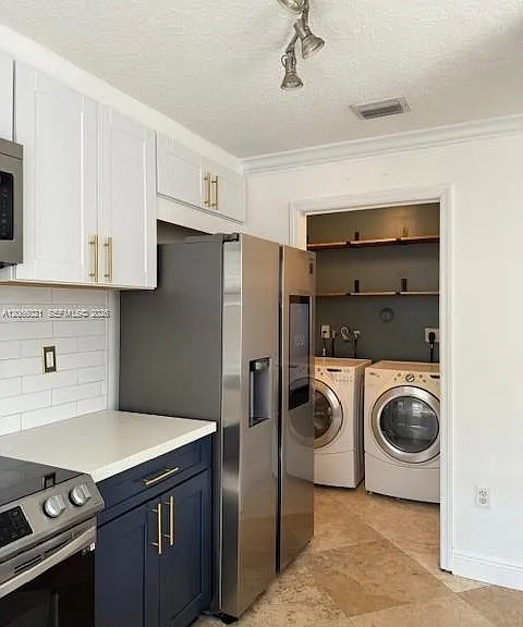 15242 SW 30th Ter #15242 — Photo 19