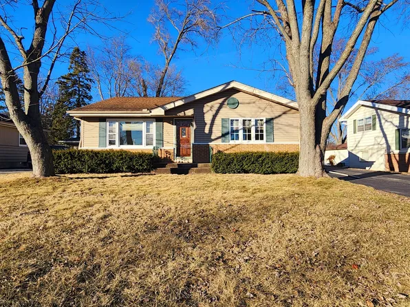 525 Michael Ave, Crete, IL 60417