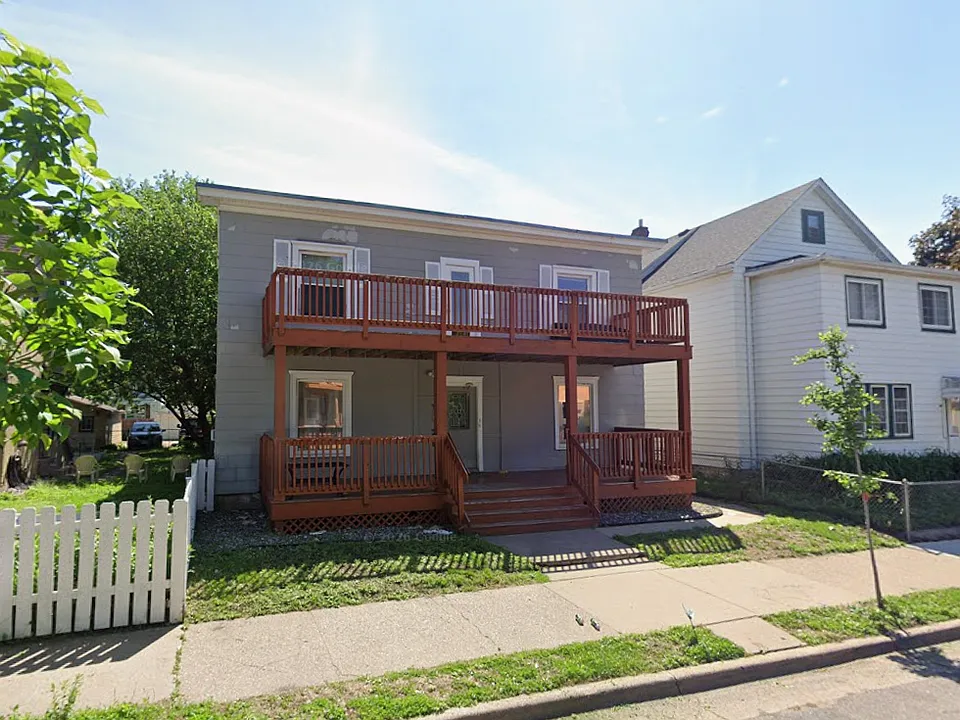 635 Adams St NE #4
