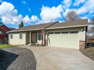 865 SE Pineview Ct, Estacada, OR 97023