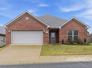 3322 Moss Creek Dr, Bryant, AR 72022