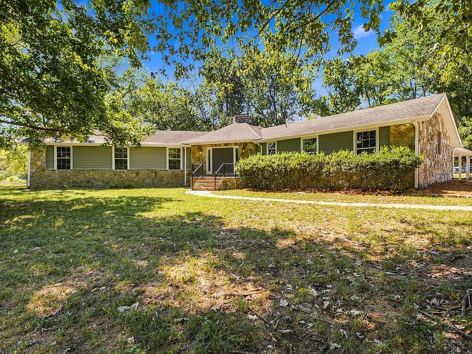 1st image of 200 Graystone Dr
