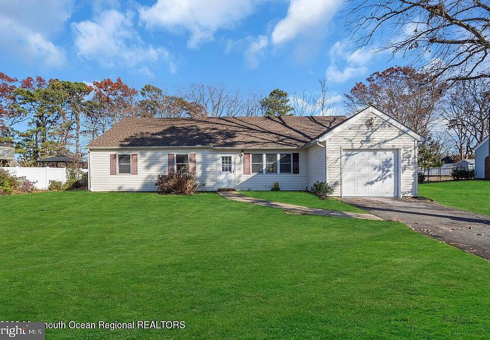 877 Vaughn Ave, Toms River, NJ 08753 Zillow