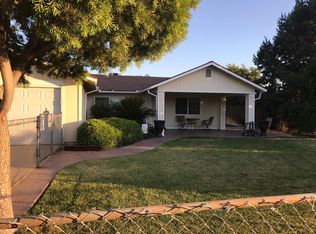 1633 E Evening Glow Ave, Reedley, CA 93654