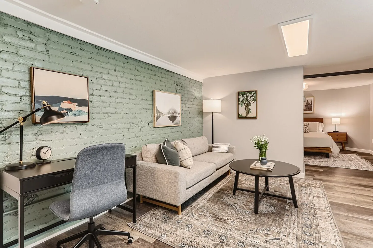 1 bed, 1.0 bath, 409 sqft, $2,506 — Photo 4