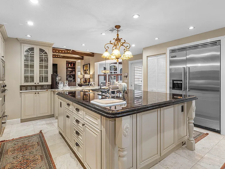 2 Firestone Cir — Photo 12