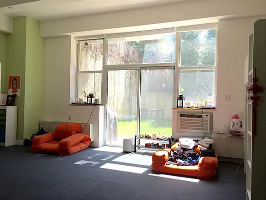 Rented by Brooklyn Bridge | media 10