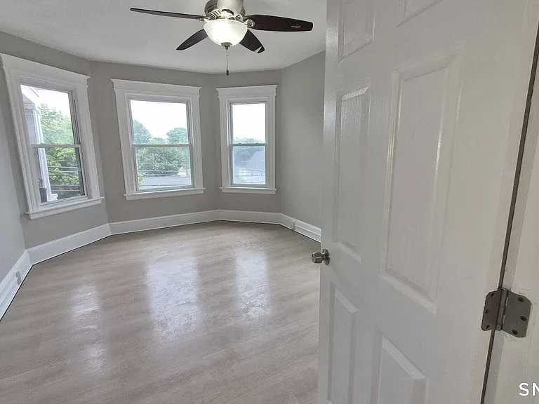 383 S Main St #2 — Photo 2