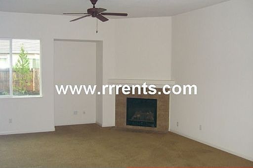 4th image of 9822 Black Swan Dr