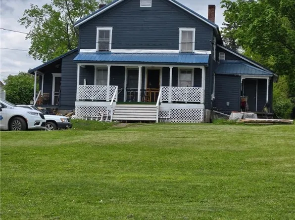 124 Ridge Ave, Punxsutawney, PA 15767