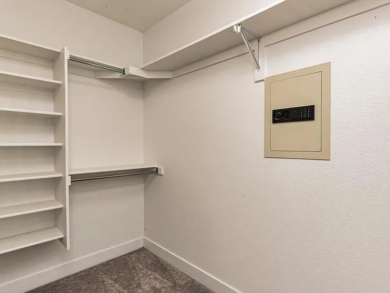 3040 N Wilson Ct #3 — Photo 7