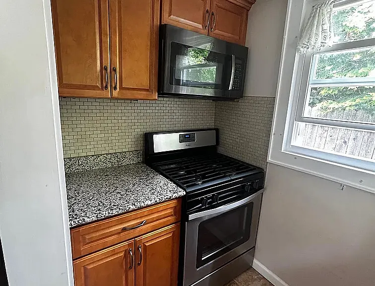 16 Canfield St #B — Photo 9