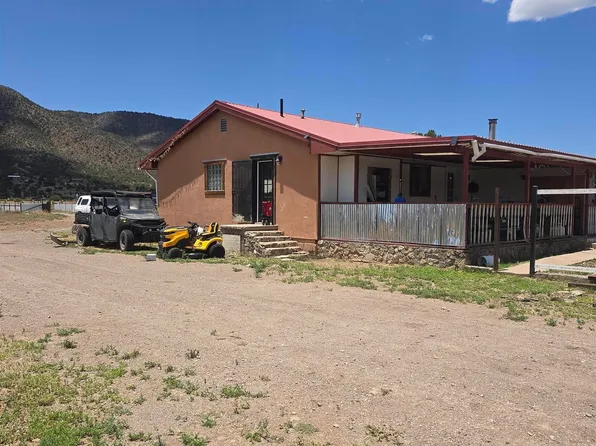 2854 Highway 35, Mimbres, NM 88049