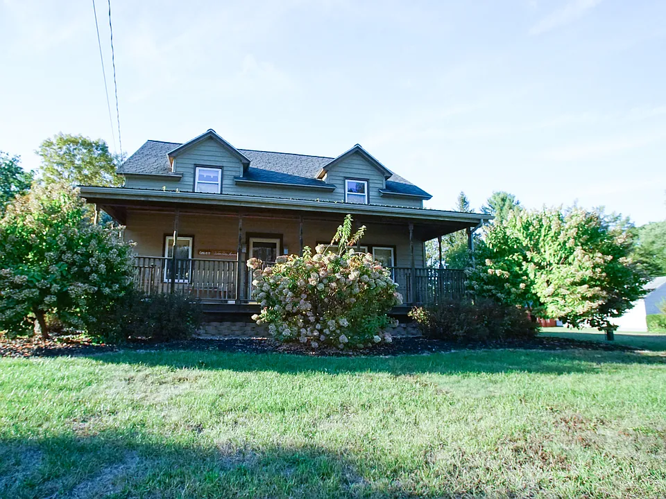 48 Smith Bridge Rd