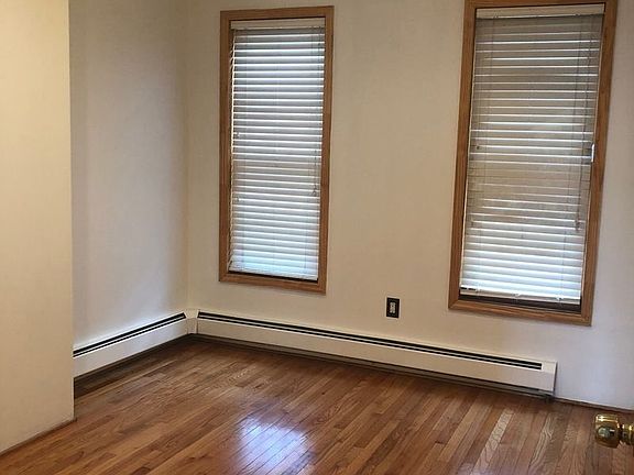 4th image of 94 14th St APT 1