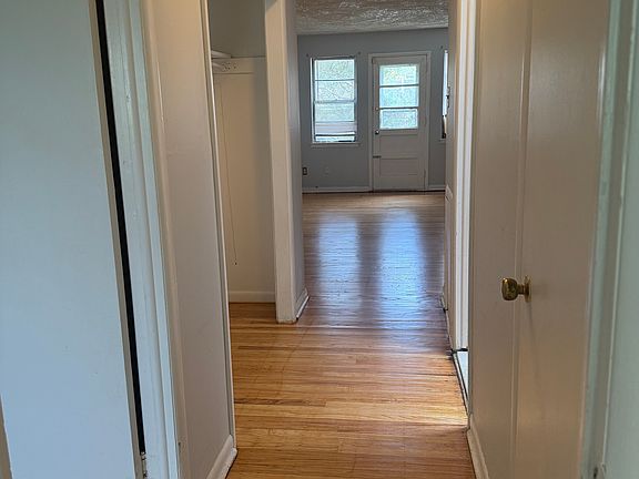 4th image of 4077 Balwynne Park Rd