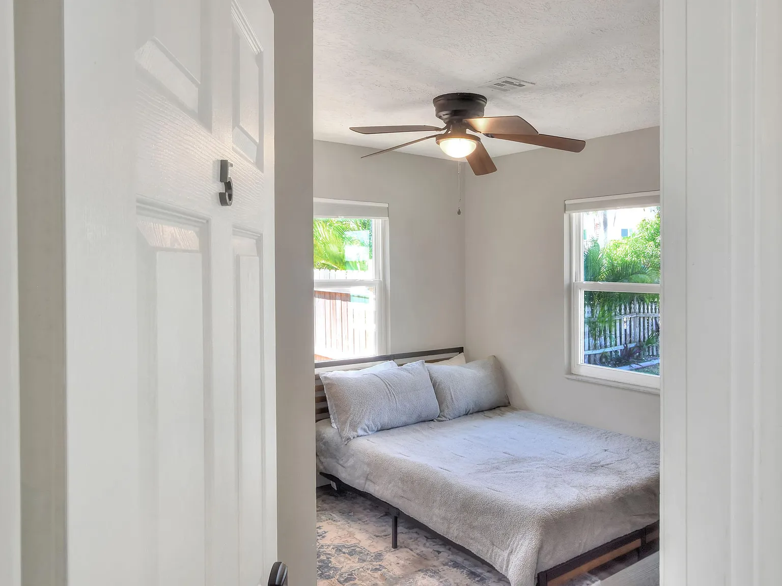 4 bed, 2.0 bath, 1258 sqft, $1,070 — Photo 3