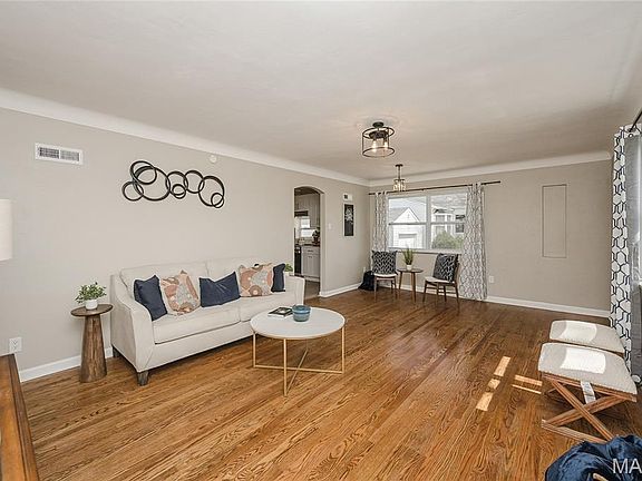 5th image of 931 Prigge Rd