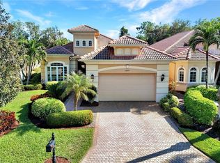 5620 Hammock Isles DR, NAPLES, FL 34119
