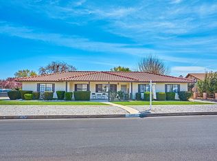 12855 Greensboro Rd, Victorville, CA 92395
