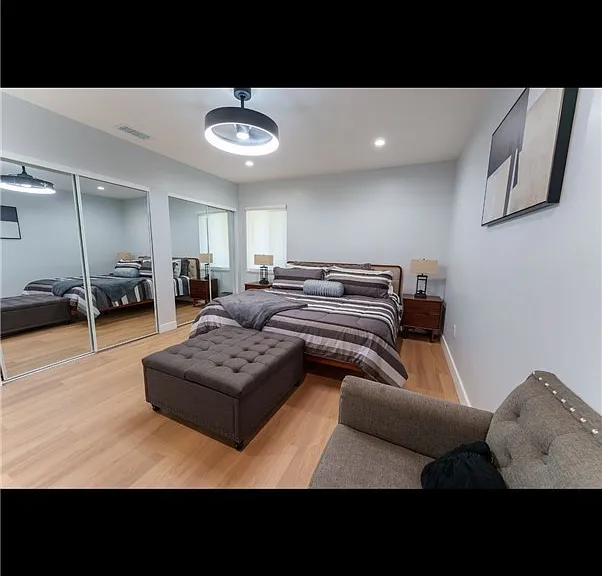 12329 Oxford — Photo 11