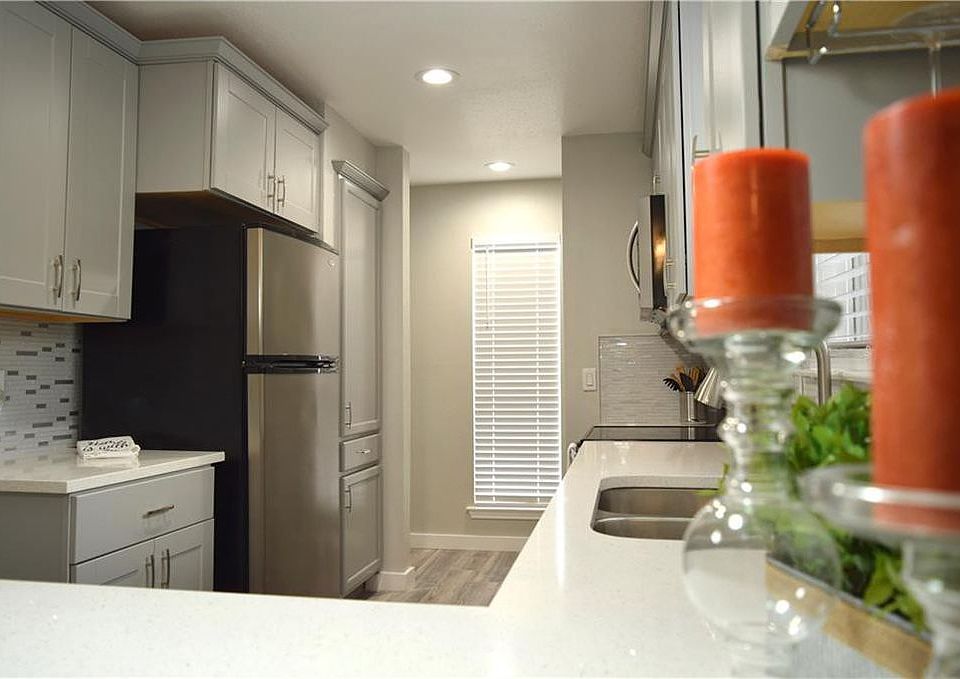 2nd image of 2450 Wickersham Ln APT 602