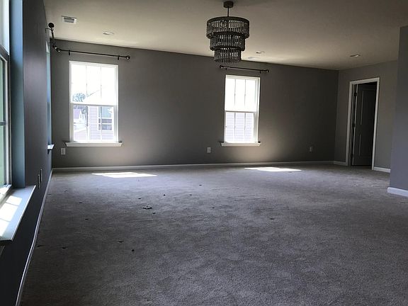 4th image of 122 Willet Way