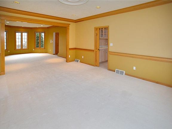 4th image of 4129 Kellington Ct